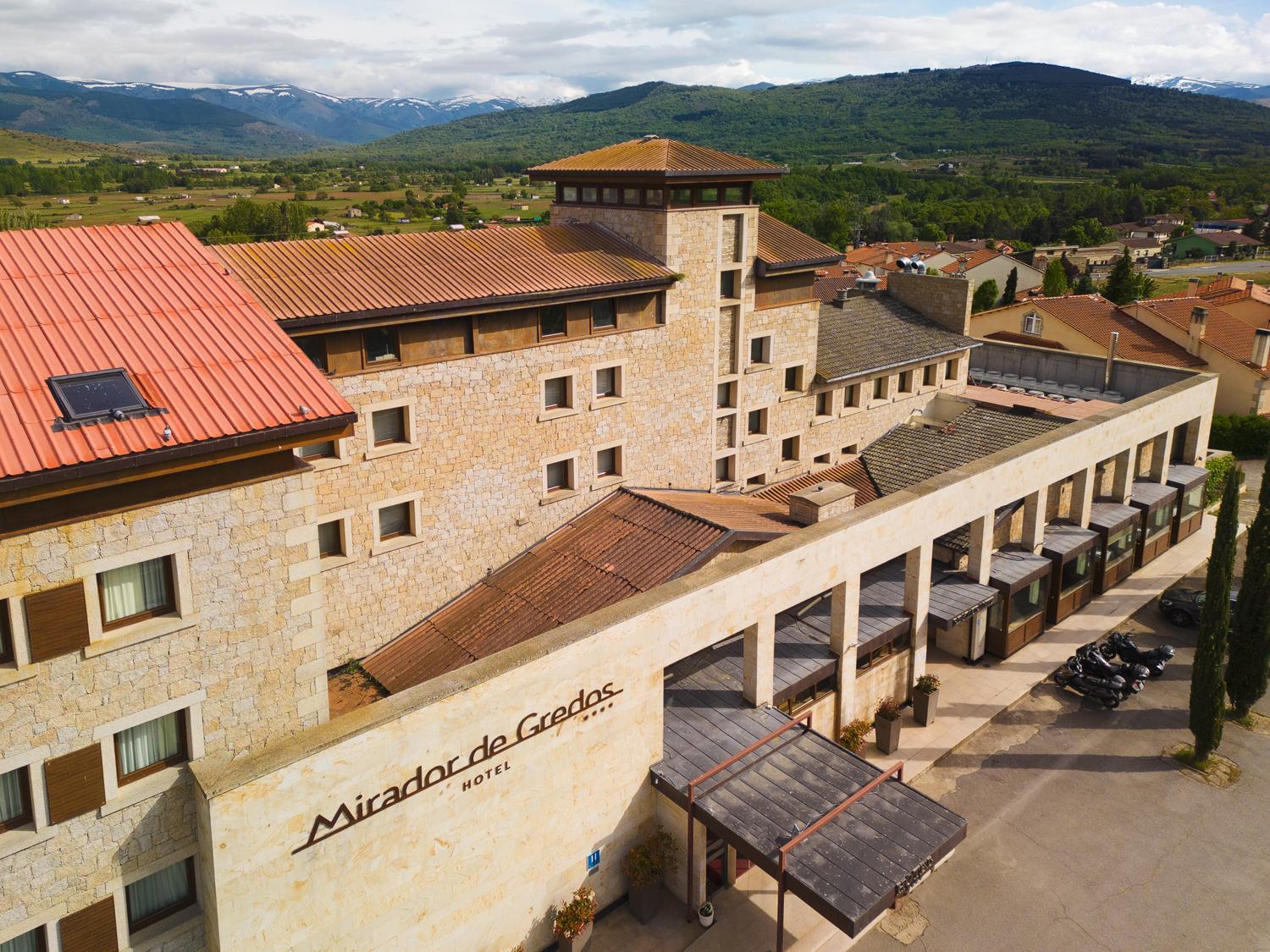 Hospedium Hotel Mirador De Gredos El Barco de Avila Exterior photo